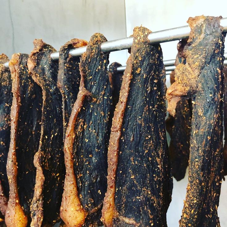 Sliced beef biltong bites
